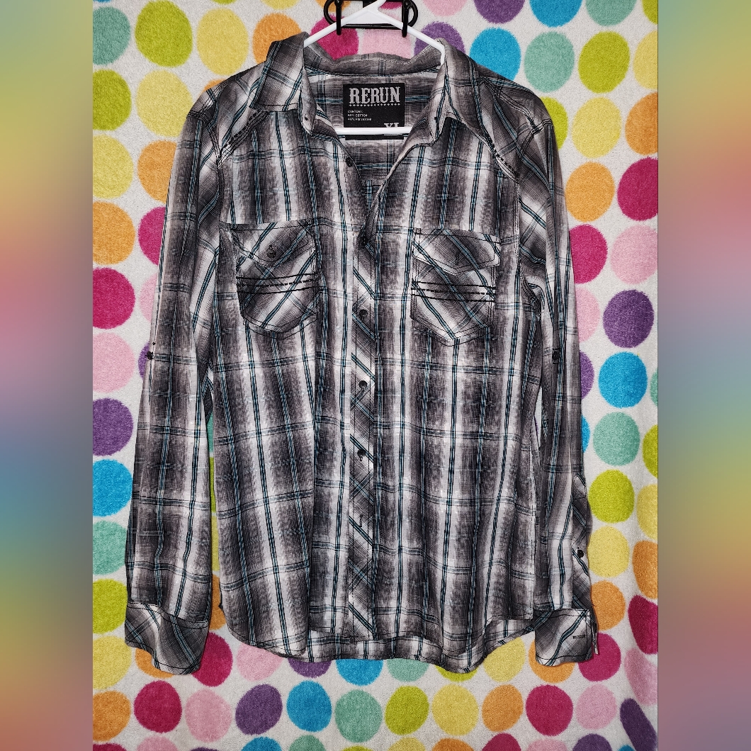 Rerun Button Down